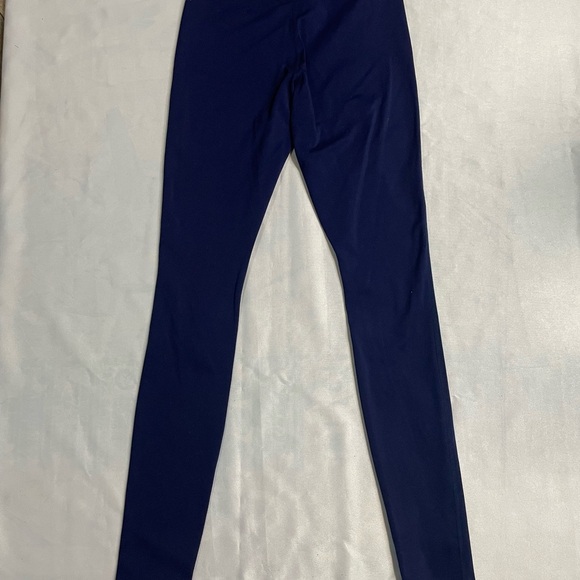 Fabletics Motion365 Activewear in Navy Blue - Picture 2 of 4